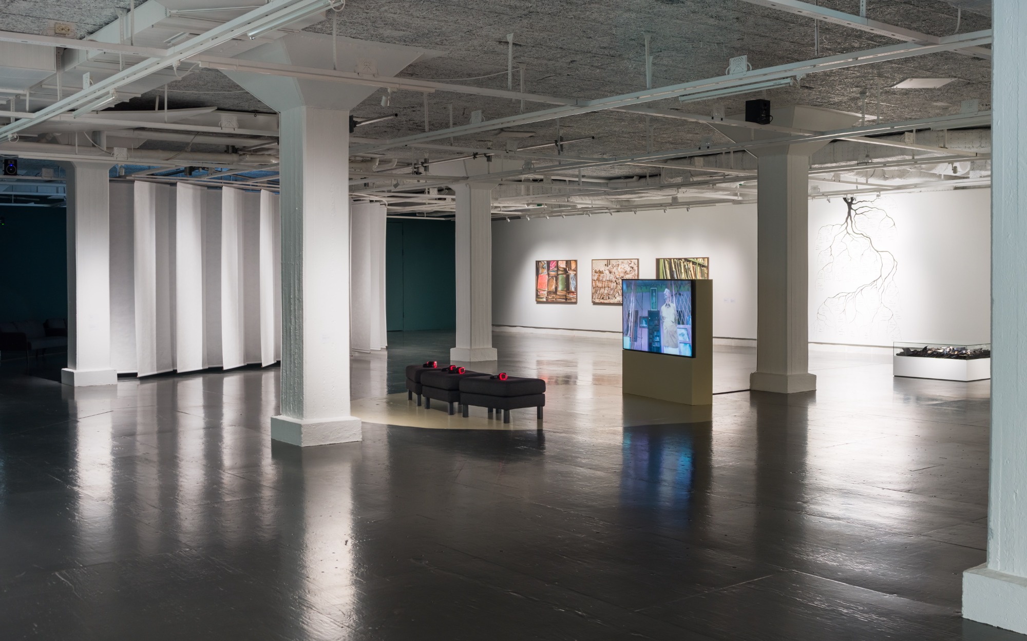 Installationsvy, foto Jean-Baptiste Béranger